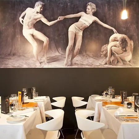Ξενοδοχείο Design 4*