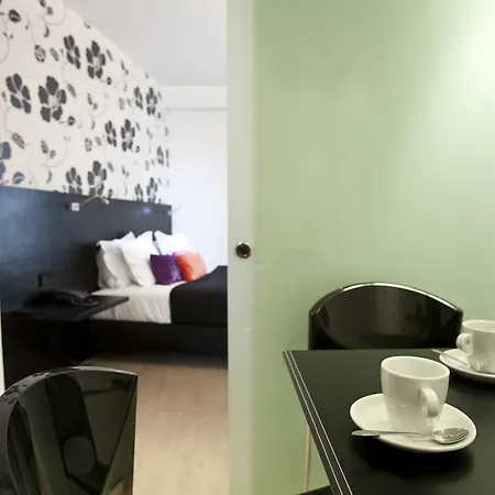 Design 4* Φουνκάλ