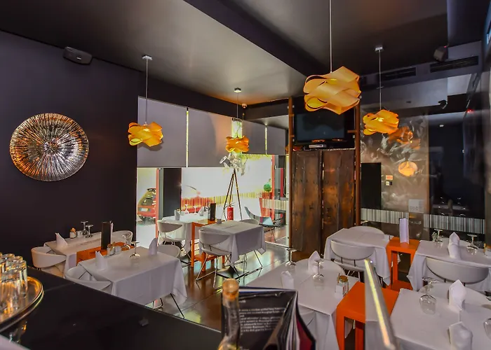 丰沙尔设计酒店 4*