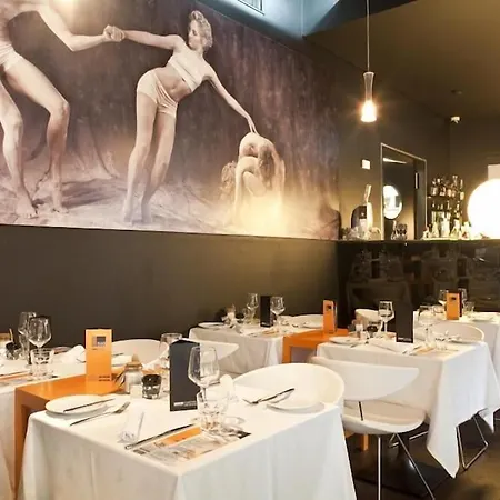丰沙尔设计酒店 4*
